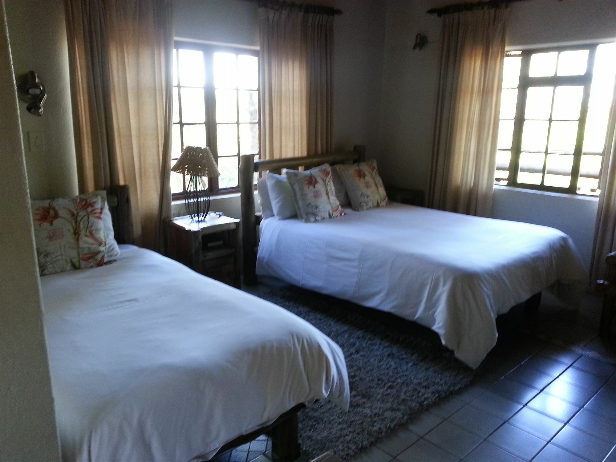 Ebundu Lodge White River Esterno foto
